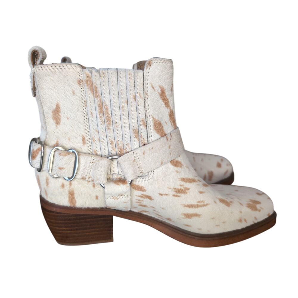 Sam Edelman Cream and Brown Heeled Boots